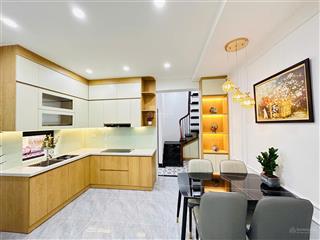 Bán căn hộ thông tầng duplex 130 m2, 3 ngủ 2 wc, full nội thất, ô tô đỗ cửa, giá chỉ 5.1 tỷ