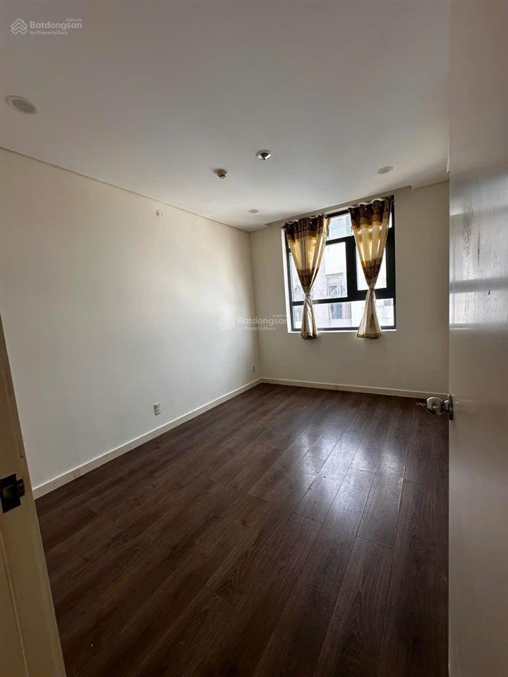 Cần bán căn hộ luxcity quận 7. 85m2, 3 pn, 2wc. giá siêu rẻ