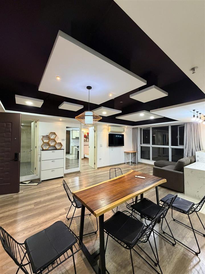 Chính chủ cần bán căn hộ cosmo quận 7.78m2pn2wc