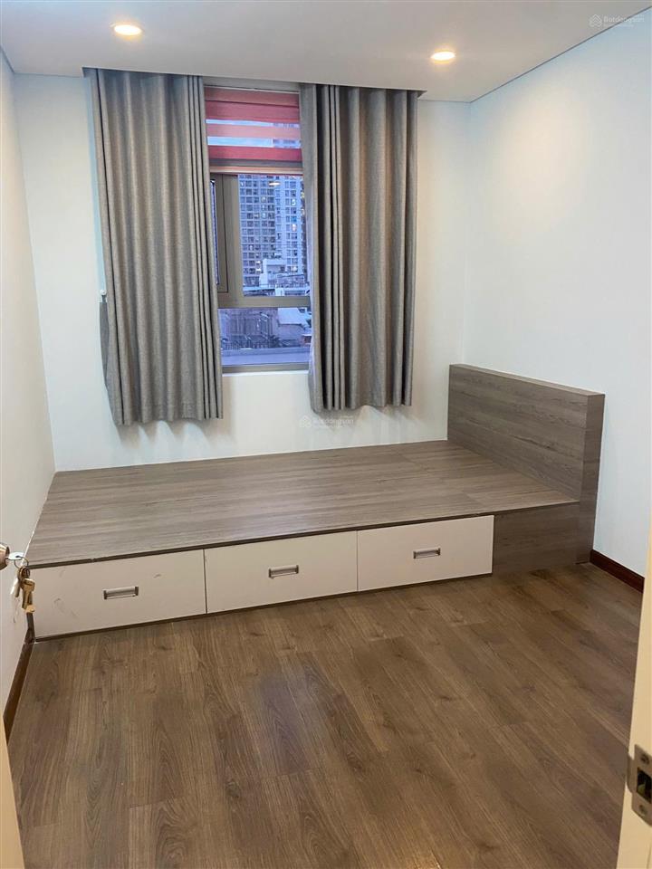 Cần bán căn hộ luxcity quận 7. 85m2, 3pn, 2wc. giá siêu rẻ