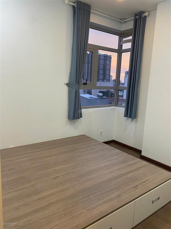 Cần bán căn hộ luxcity quận 7. 85m2, 3pn, 2wc. giá siêu rẻ