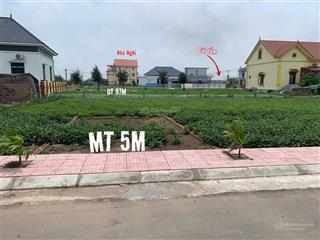 Giá rẻ 1,2 tỷ. chính chủ bán lô đất mặt đường trục chính ra quảng trường biển  bãi tắm
