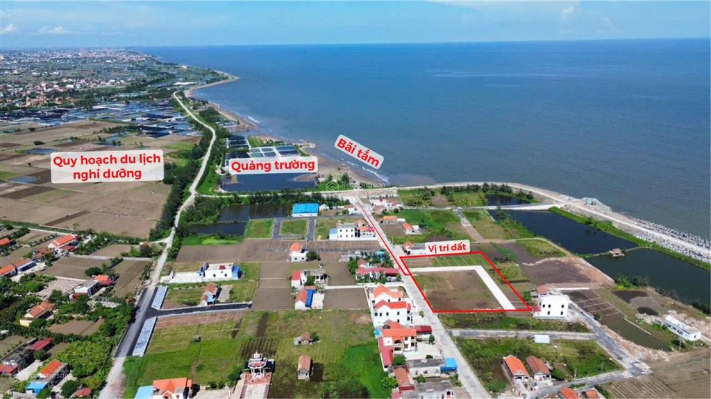 Đất như hình! giá rẻ 1,3 tỷ lô đất hướng nam đối diện quảng trường biển phố đi bộ