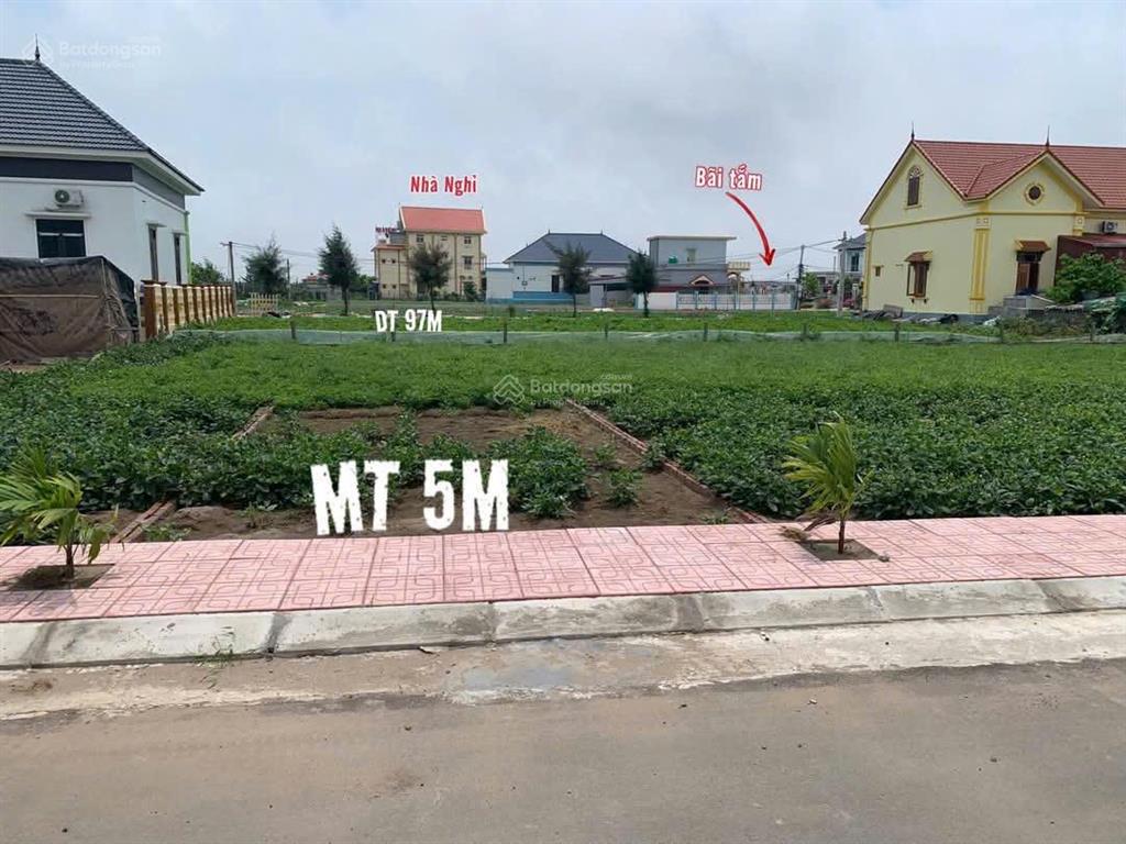 Đất như hình! giá rẻ 1,3 tỷ lô đất hướng nam đối diện quảng trường biển phố đi bộ