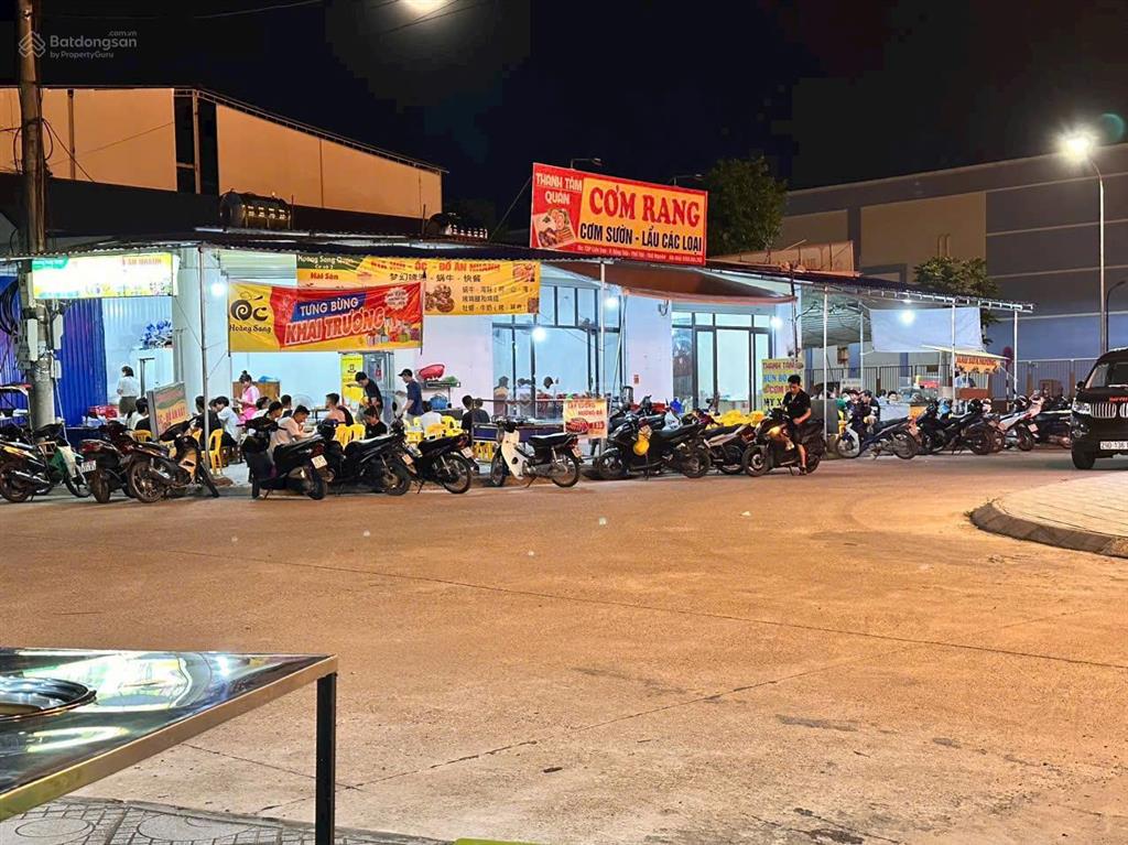 Giá 2 tỷ  100m2 đất 2 mặt tiền full thổ cư thẳng cổng nhà máy z127 cho thuê 15  20tr/tháng