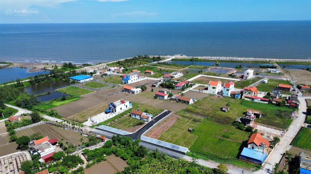Gia đình có việc bán rẻ lô đất full thổ cư view biển  bãi tắm  giá cực rẻ chỉ 1,3 tỷ mua đứt