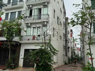 Bán biệt thự lô góc lk kđt phú lương, 17x tỷ, 80m2