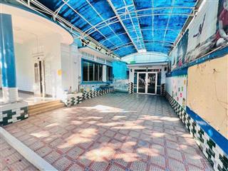Cho thuê biệt thự mặt tiền mai thị lựu, quận 1 diện tích 360m2 kết cấu trệt 1 lầu giá 160tr