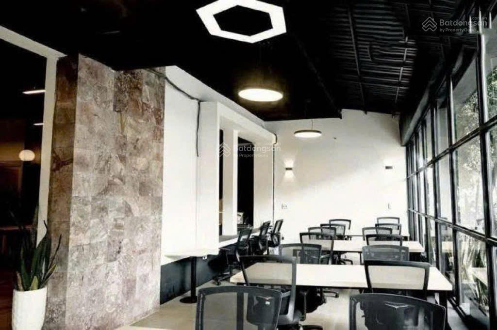 Cho thuê nhà mt bà huyện thanh quan, p.võ thị sáu, quận 3 dt 11x20m trệt 3 lầu giá 145tr
