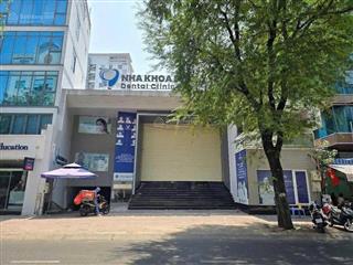 Cho thuê nhà mt võ văn tần, phường 5, quận 3 dt 17x28m hầm trệt 1 lầu thang máy pccc giá 150tr