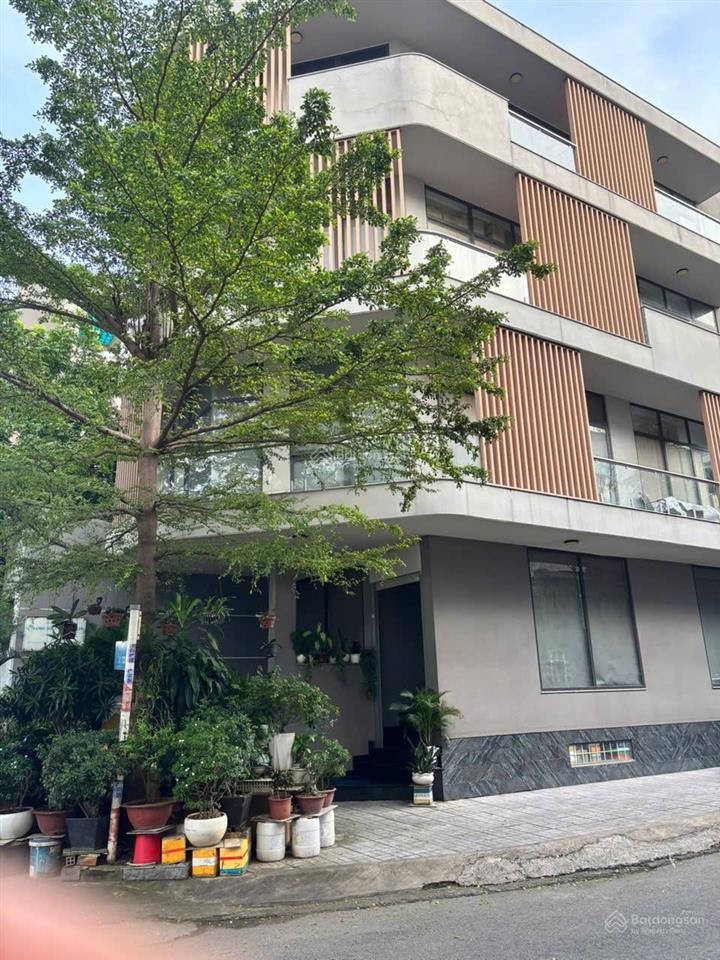 Cho thuê nhà góc 2mt đường số 7c1 quận 2 dt 6,2x20m hầm, trệt, 3 lầu giá 80tr