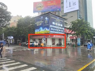 Cho thuê góc 2 mặt tiền đường nguyễn huệ  ngô đức kế, q1, diện tích 10x20m, trệt, giá 250 triệu