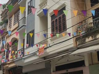 Cho thuê nhà phói trần đăng ninh ô tô đỗ cửa