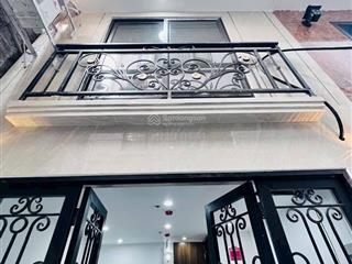 Bán tòa chdv yên lãng, 65m x 7 tầng, 15 phòng, dòng tiền 75 triệu/tháng, ngõ nông, pccc mới tinh