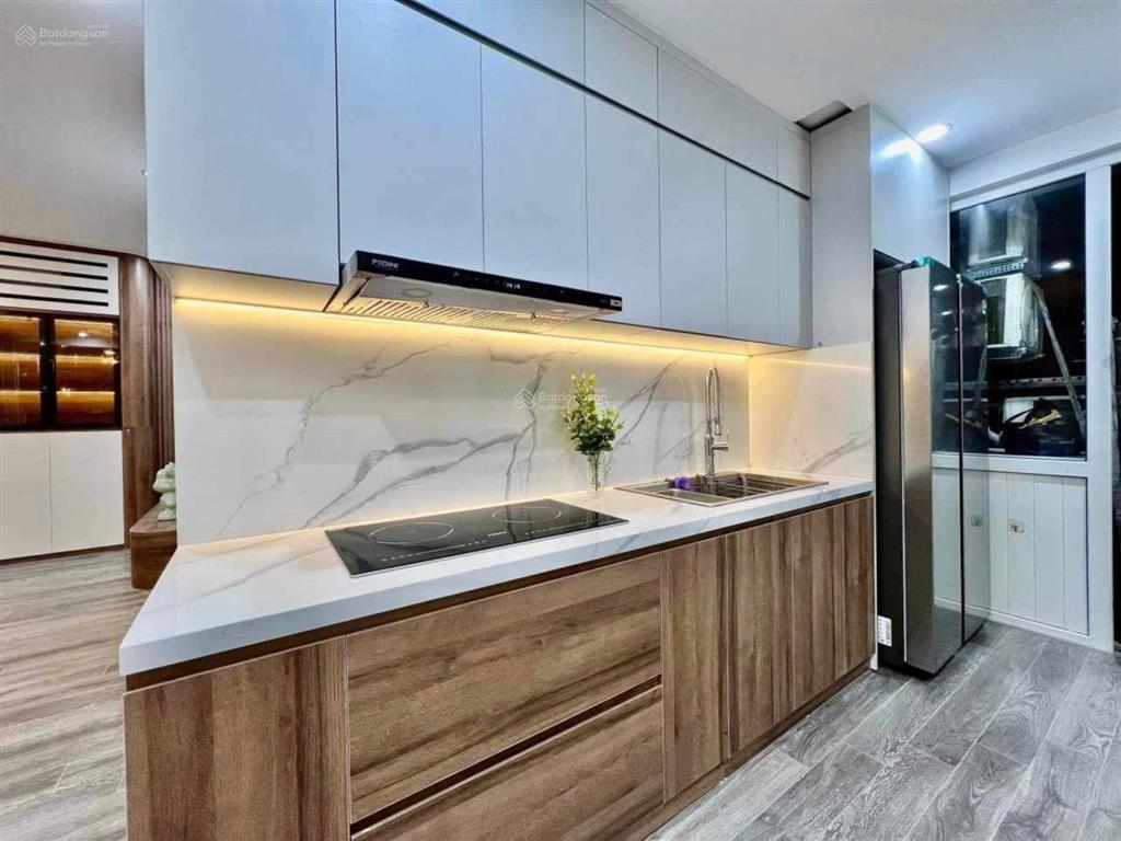 Bán gấp ch 65m² 2n2w giá 6,4 tỷ full nt tòa 17t10 nguyễn thị định, trung hòa, cầu giấy