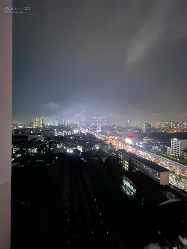 Bán ch 146m2, 3n2w giá 11 tỷ toà b 275 nguyễn trãi full nt căn góc bc đn  tn