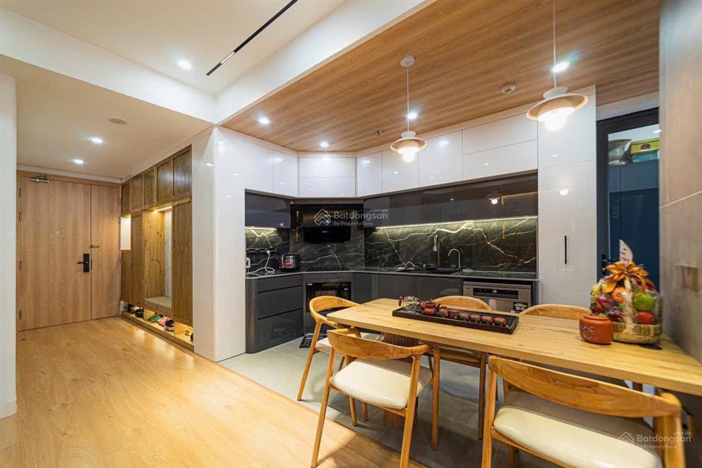 Bán ch toà brg lê văn lương 120m2, 3n2w giá 13 tỷ, thanh xuân.  0971 565 ***