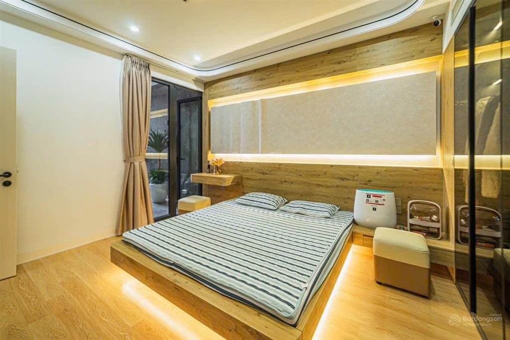 Bán ch toà brg lê văn lương 120m2, 3n2w giá 13 tỷ, thanh xuân.  0971 565 ***