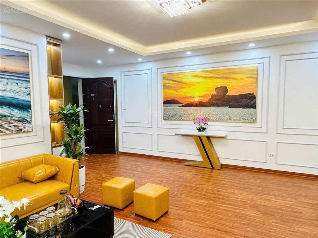 Bán ch 17t10 nguyễn thị định 65m2 2n2w giá 6 tỷ full nt