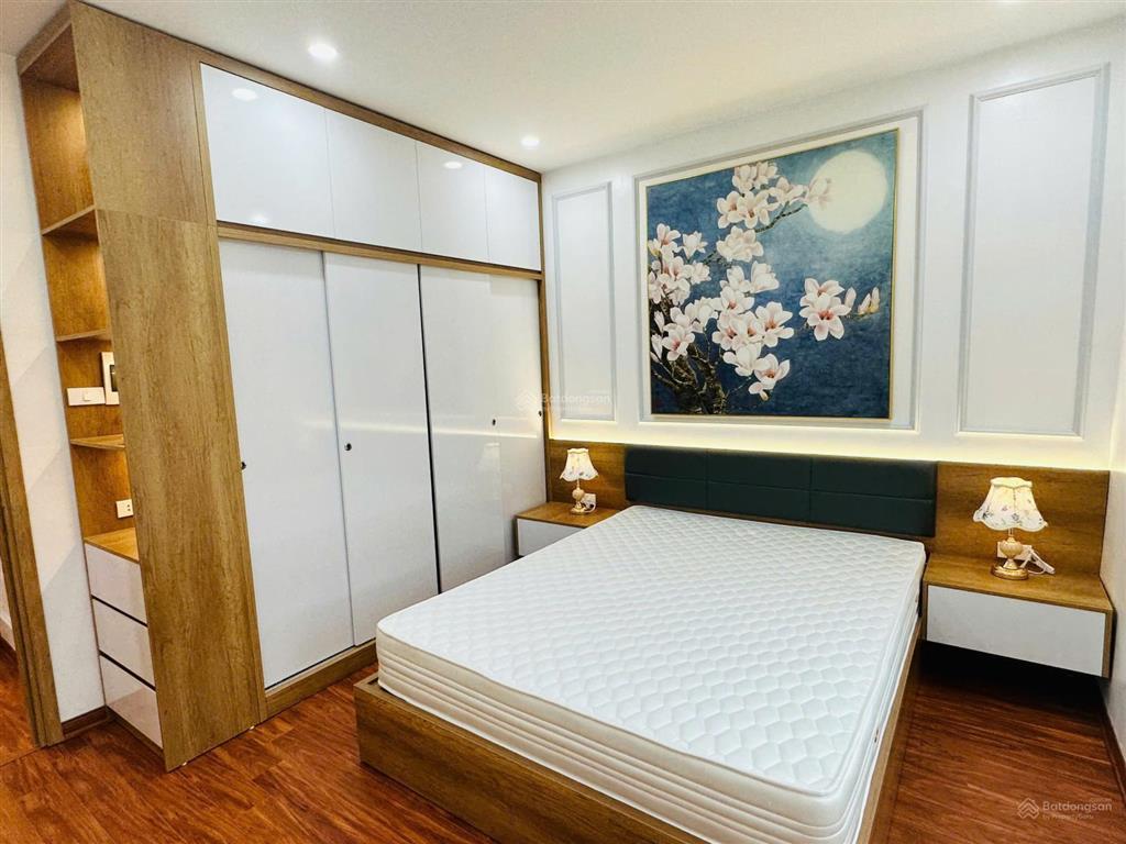 Bán ch 17t10 nguyễn thị định 65m2 2n2w giá 6 tỷ full nt