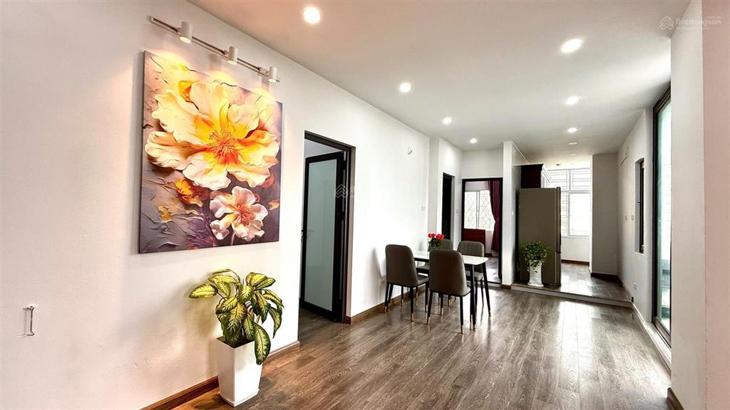 Bán ch 65m2 2n 1w giá 5.3 tỷ full nt tại b6a nam trung yên, trung hoà, cầu giấy.  0971 565 ***