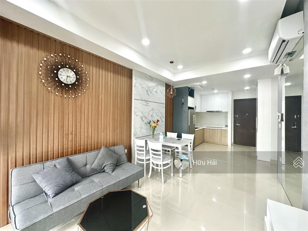 Cho thuê 2pn dt 69m2 giá chỉ 16 triệu tại botanica premier (novaland)  thiết kế có lô gia phơi đồ