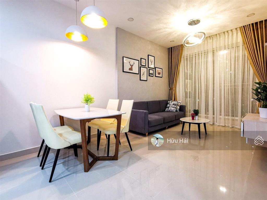 2pn botanica premier giá chỉ 5.2 tỷ bao hết  69m2, thiết kế 2pn  2wc, có lô gia riêng biệt