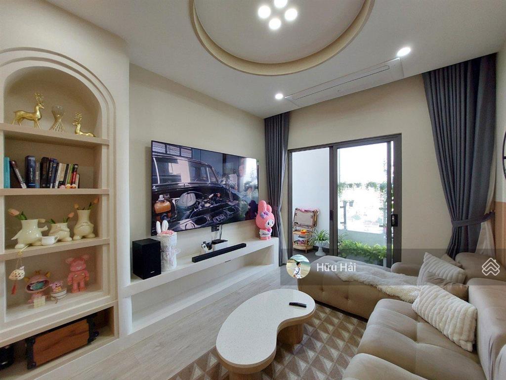 Bán căn 3pn 104m2 giá chỉ 8.1 tỷ tại golden mansion  nhà đẹp  khu sân bay