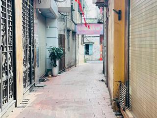 Chính chủ bán đất tặng nhà ở tạm vạn phúc hà đông | 76m² mặt tiền 5m ngõ gần ô tô 0988 291 ***
