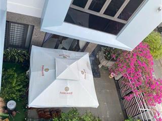 Chào bán biệt thự nhà vườn, có góc lãng mạng cho vợ chồng, giá cực kỳ tốt