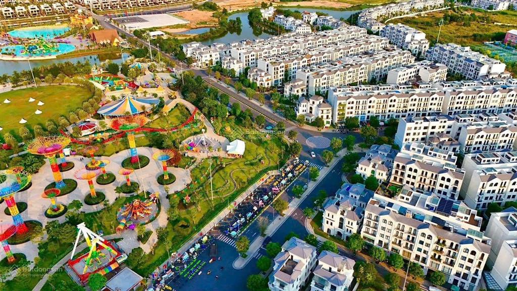 Bán nhà phố vinhomes grand park sổ hồng giáp sông đồng nai, dt 84m2 xây dựng 5 tầng giá 15 tỷ