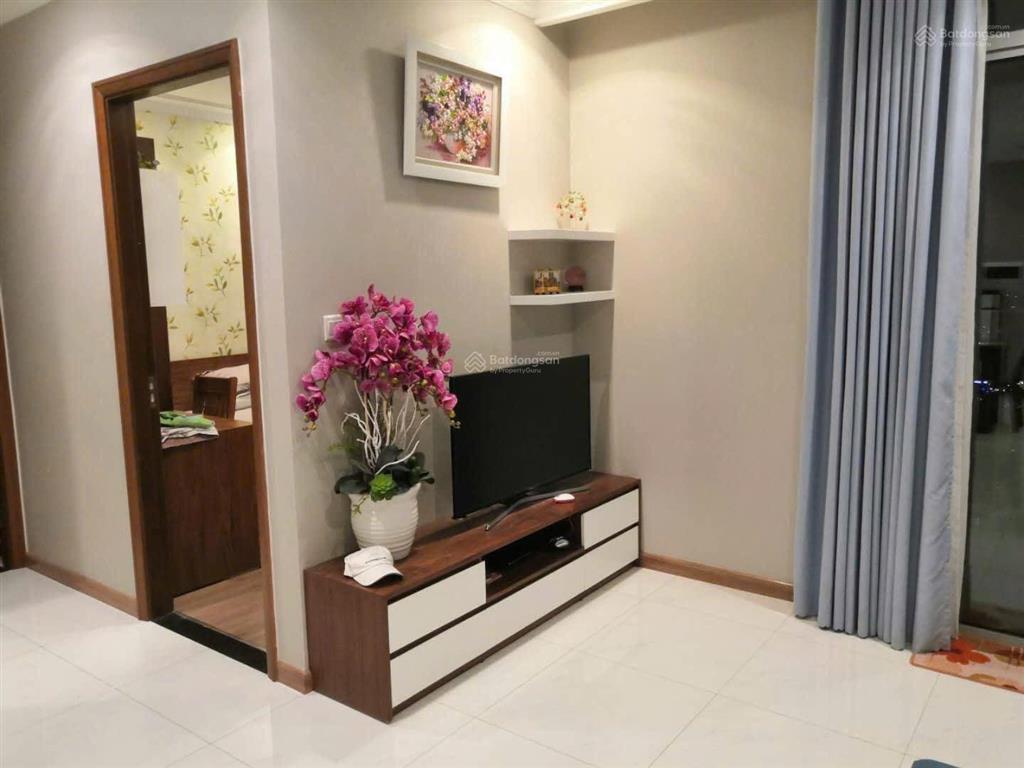 Bán 2pn 2wc, giá đầu tư 9,1 tỷ full nội thất, sổ sẵn vinhome central park, view thoáng có hđ thuê