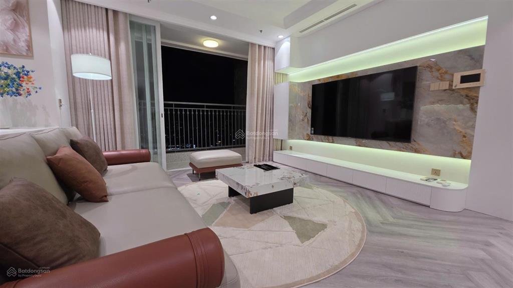 Bán 4pn landmark dt 159m2, full nội thất view sông và lm81, giá 23,6 tỷ bao sổ công chứng ngay