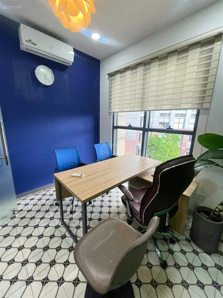 Cho thuê văn phòng diện tích lớn 62m2 giá thuê 15 triệu/ tháng