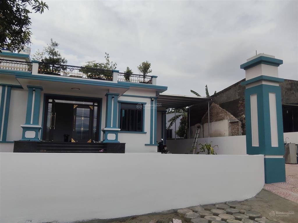 Bán 160 m đất thị trấn ,view cánh đồng bám đường nhựa asphal giá chỉ nhỉnh 2 tỷ