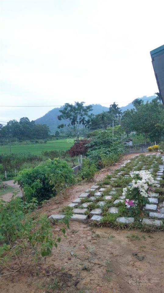 Bán đất nghỉ dưỡng sẵn nhà khang trang 2,x tỷ, cách hn 65km