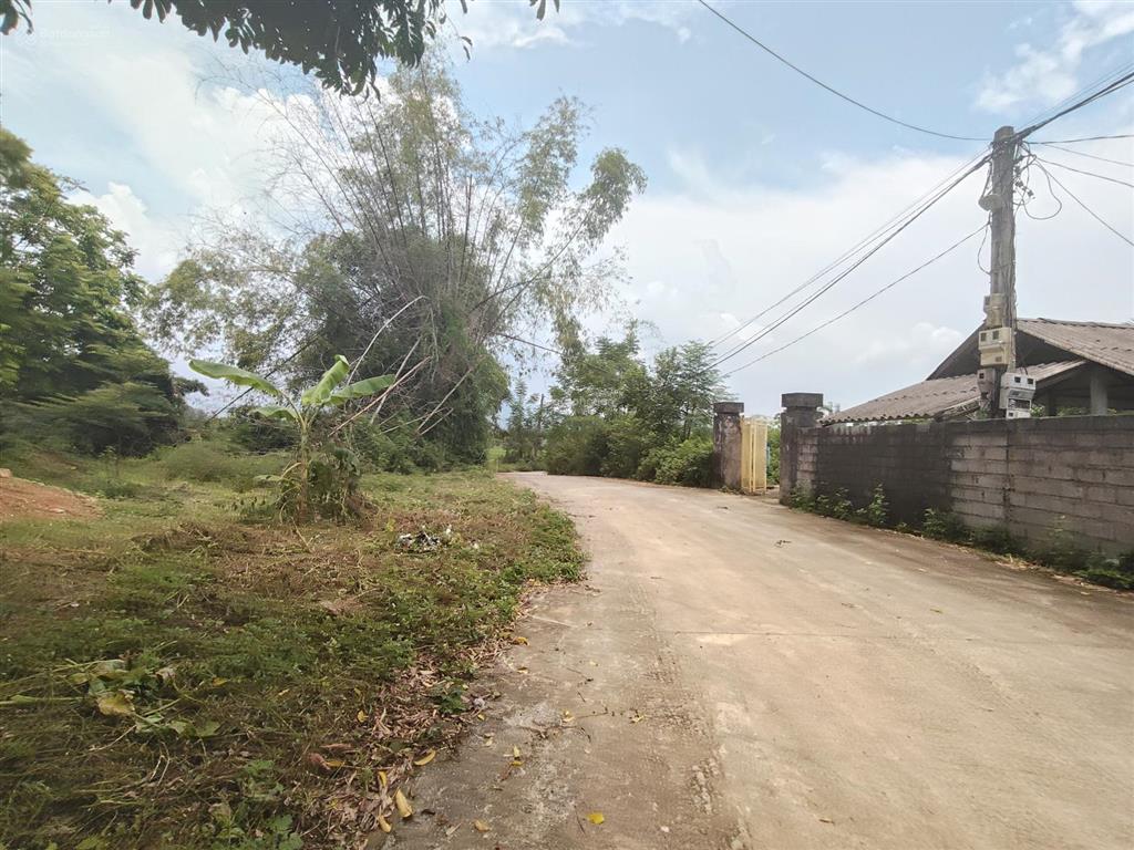 Lô đất hai mặt tiền view canh đồng dài phân lô thoải mái giá 6,xtr/m