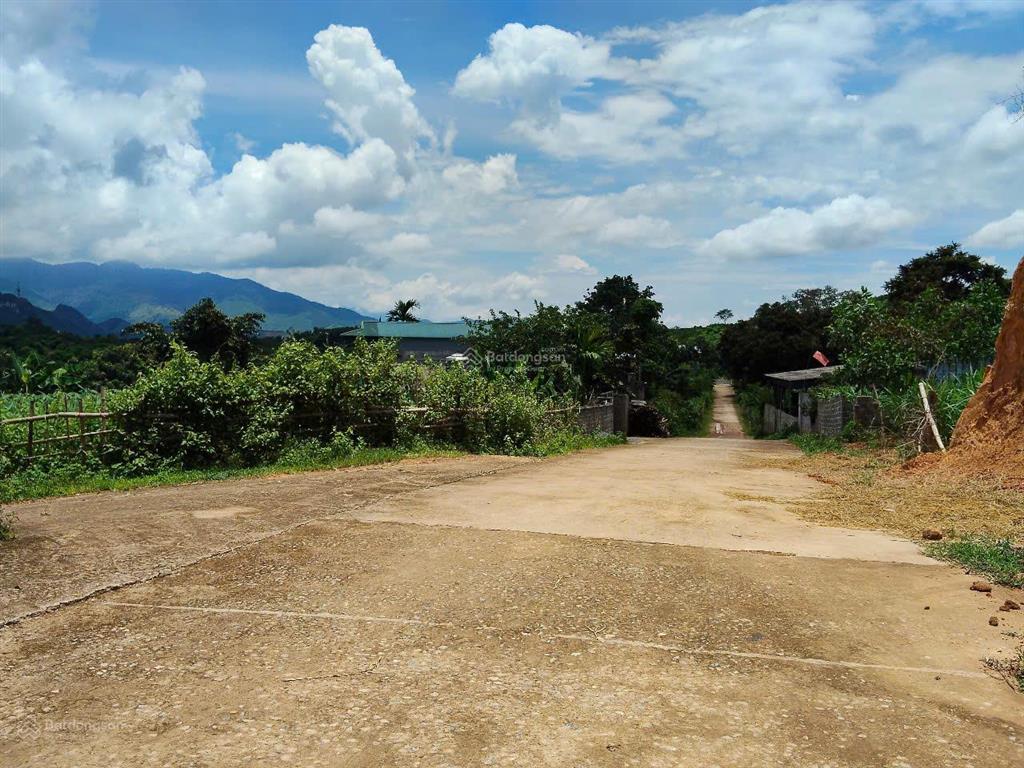 Bán lô đất nghỉ dưỡng 200m2 tại trung tâm nghỉ dưỡng xanh gần nà bờ camping sông bôi