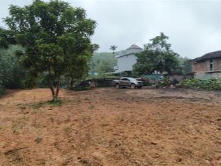 Bán đất tặng nhà dt 4.200m2 suối ôm trọn đất view thoáng đẹp đỉnh, giá dưới 1 triệu /mét