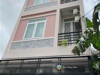 Bán gấp nhà riêng tại phạm văn đồng, 10,5 tỷ, 79,5m2, 4 tầng, 8pn, 10wc