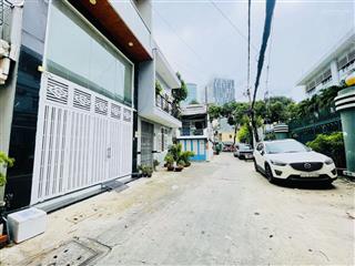Hàng xóm chung cư h2  khu siêu xịn bến vân đồn ô tô dàn hàng