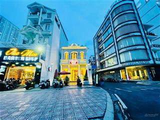 Hẻm mặt tiền bến vân đồn view quận 1 vị trí kinh doanh phù hợp cho thuê văn phòng, làm khách sạn
