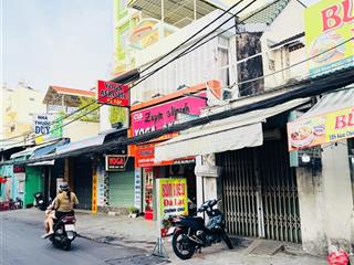 Mặt tiền đường lớn xóm chiếu, diện tích trên 100m2 là cực kỳ hiếm hoi