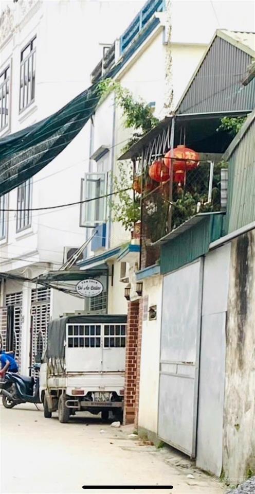 Xe tải đỗ cửa thửa to dài mt 5m 106m2 (ngang 4.95m dài như vô cùng tận) đặc biệt không vướng qh