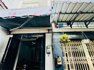 Kèo thơm hẻm 1 sẹc khu đường số  4 tầng đúc  nở hậu hơn 4m dài 10 mét