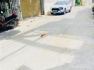 Hàng xóm siêu chung cư sang xịn q4
siêu phẩm bến vân đồn xe hơi vi vuuu
bán đất tặng nhà c4
