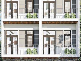 Khu trung tâm hành chính p12q4 sát đường xe hơi chạy cách 1 bước
chỉ còn 1 căn duy nhứt tầm giá