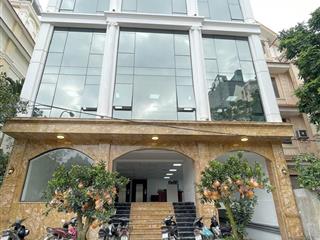 Cho thuê tòa nhà vp tố hữu  hà đông. dt 165m2, 6 tầng thông sàn, thang máy, full đh, pccc chuẩn