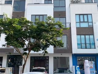 Cho thuê nhà kđt hoàng thành mỗ lao  nguyễn văn lộc. dt 90m2, 5 tầng, phù hợp vp hoặc kinh doanh
