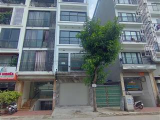 Cho thuê nhà có hầm. dt 75m2, 6 tầng, thang máy. khu làng nghề vạn phúc  tố hữu